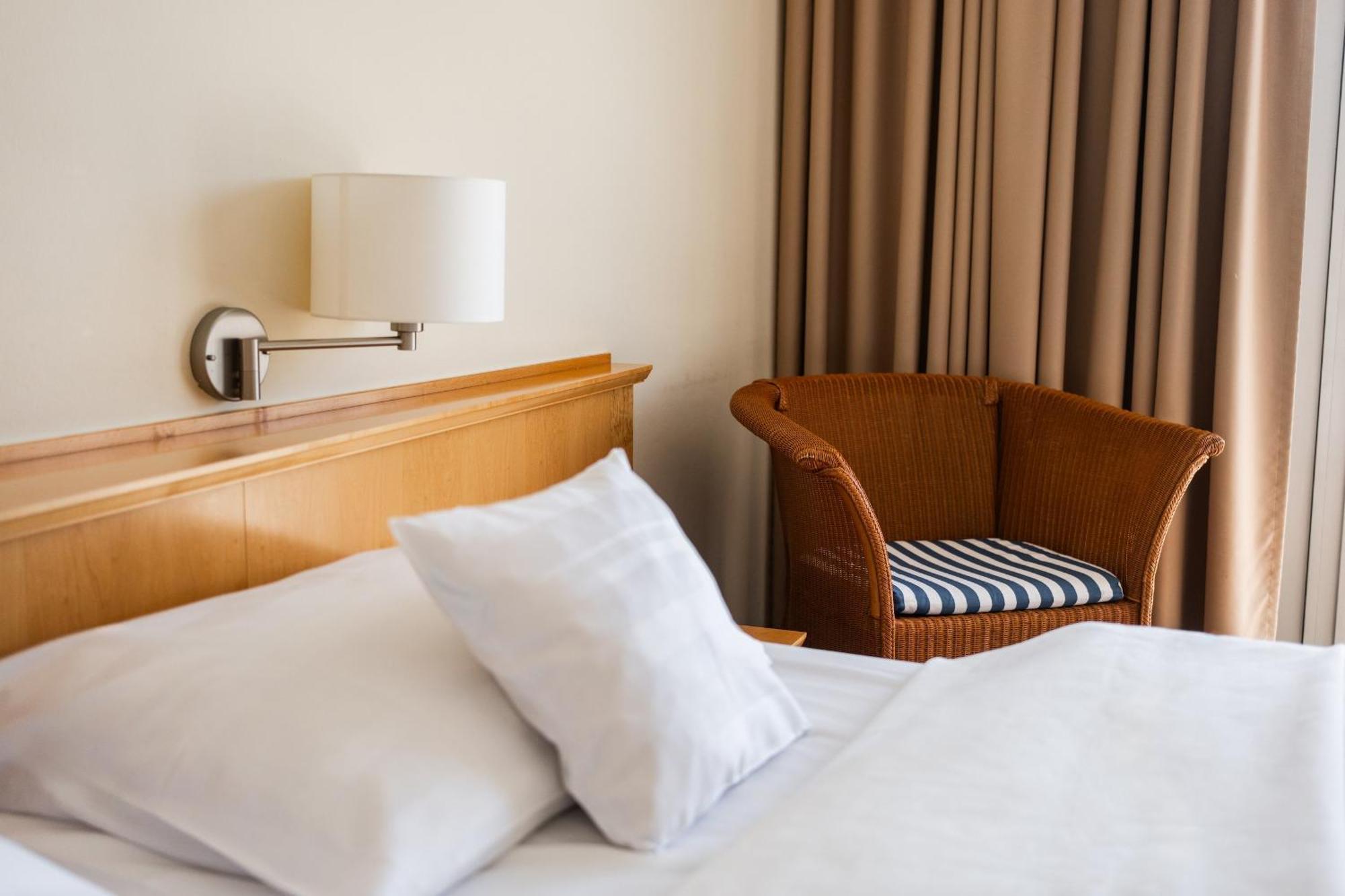 Hotel Freizeit In เกิตทิงเงน ภายนอก รูปภาพ
